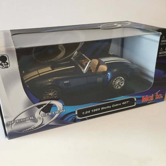 Maisto 1965 Shelby Cobra 427 1:24 Scale Special Edition Die-Cast Replica Car - Picture 4 of 7